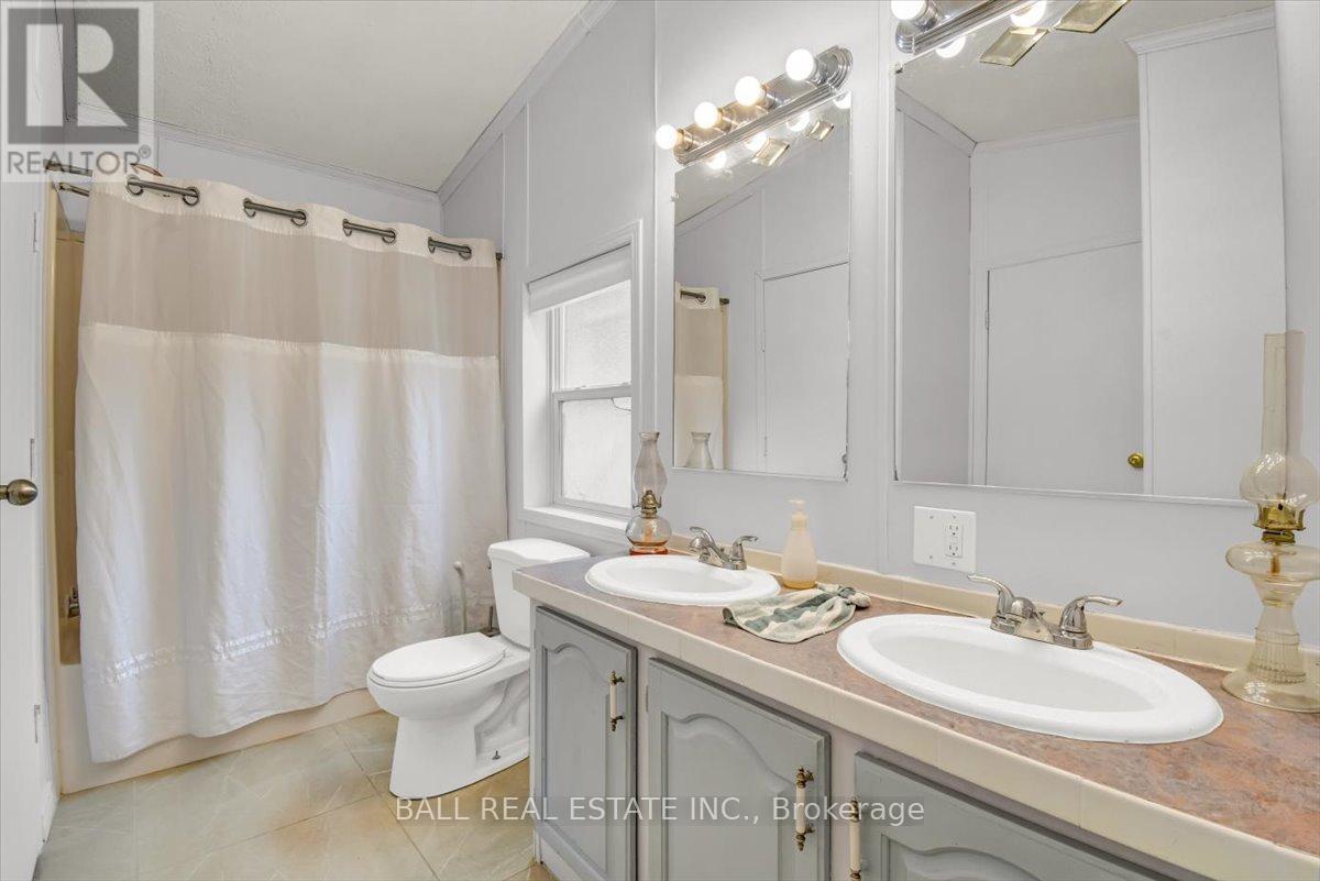 5005 Loop Road, Highlands East, Ontario  K0L 2A0 - Photo 21 - X12358875