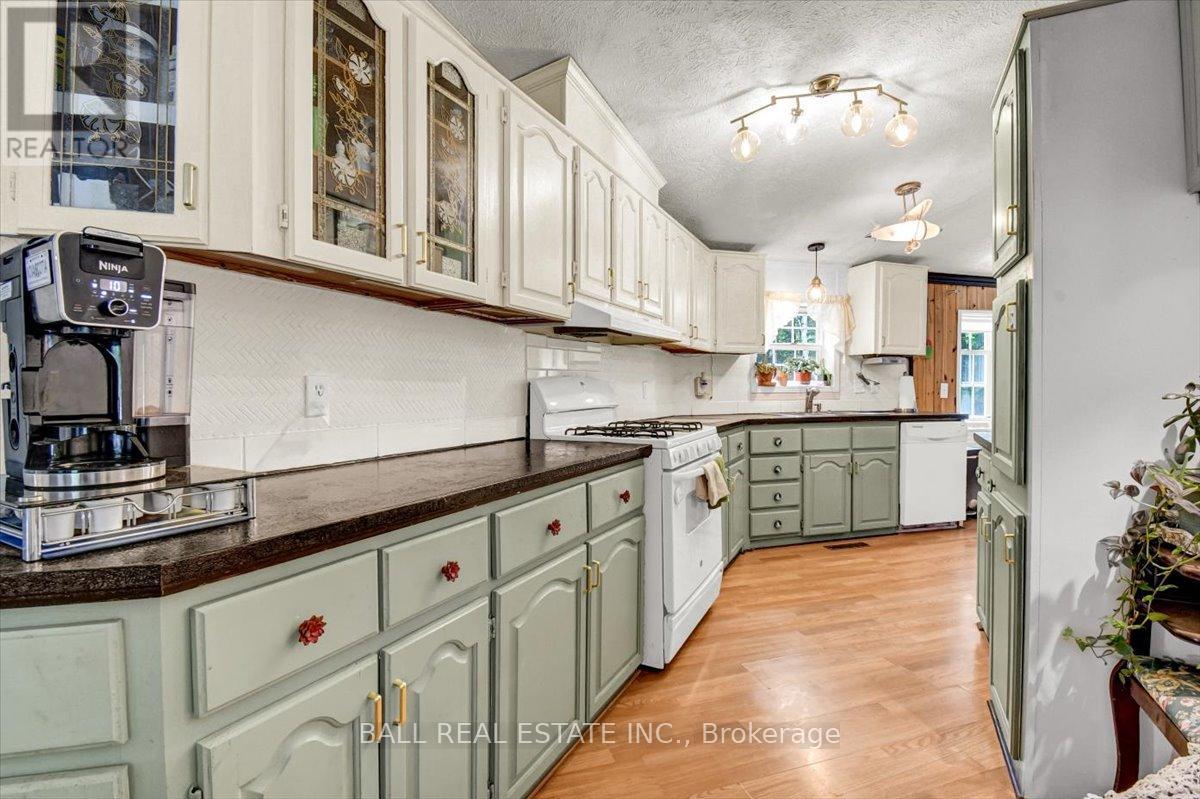 5005 Loop Road, Highlands East, Ontario  K0L 2A0 - Photo 5 - X12358875