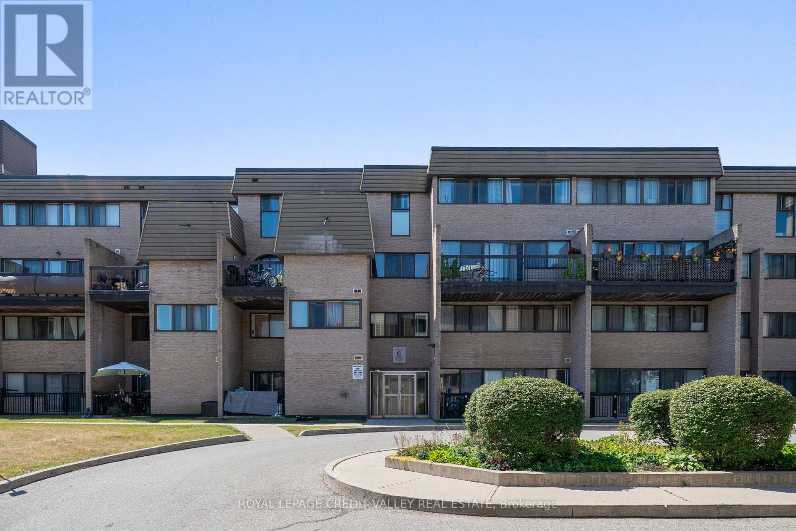 Property at 281 - 2095 ROCHE COURT image 1