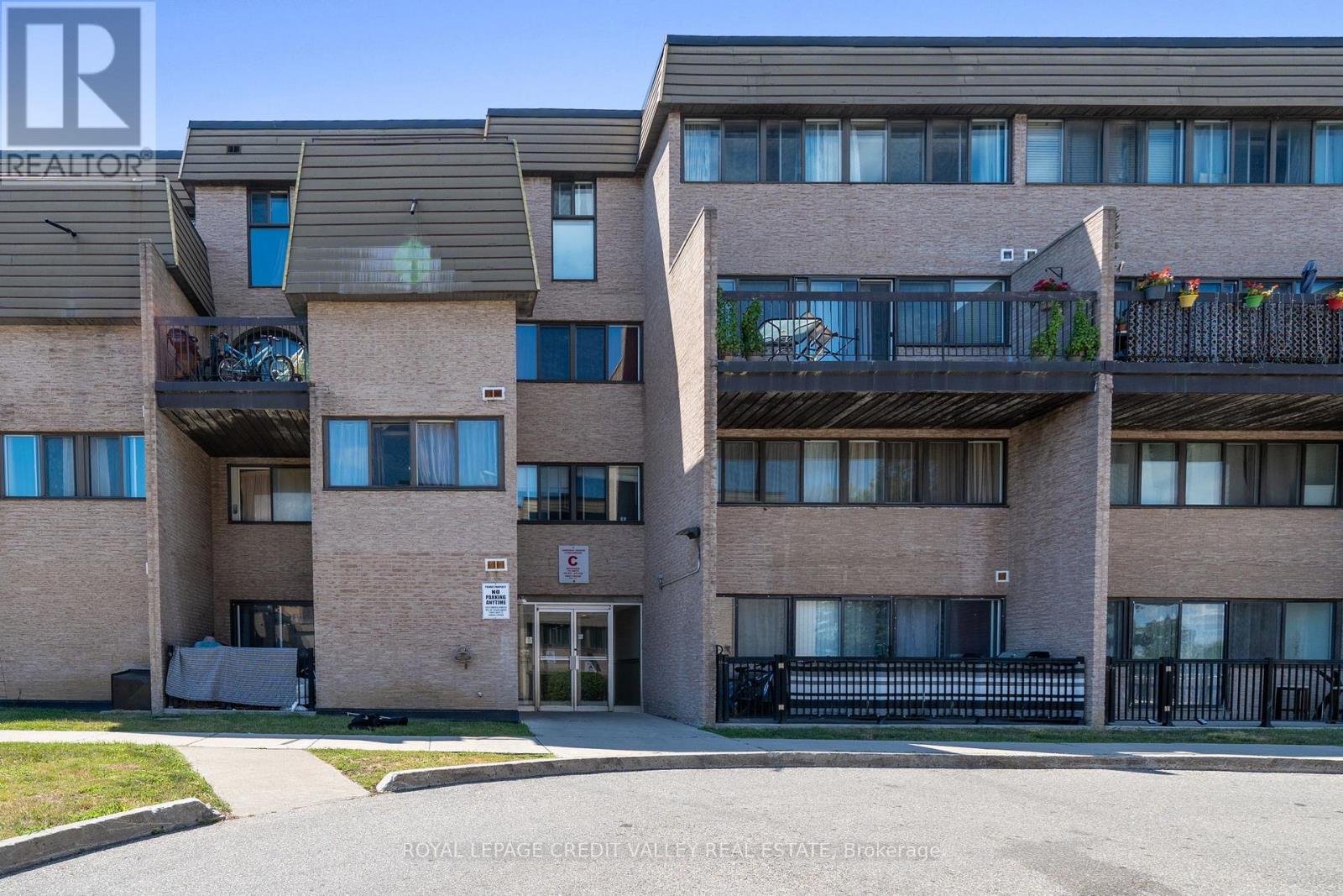 Property at 281 - 2095 ROCHE COURT image 2