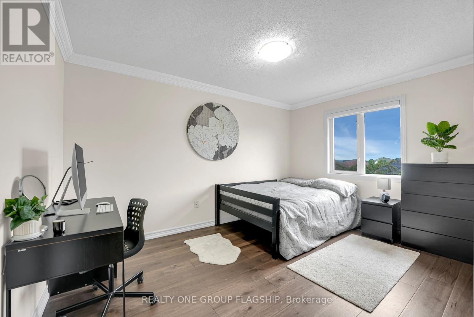 1128 Knotty Pine Grove, Mississauga, Ontario  L5W 1J6 - Photo 19 - W12358719