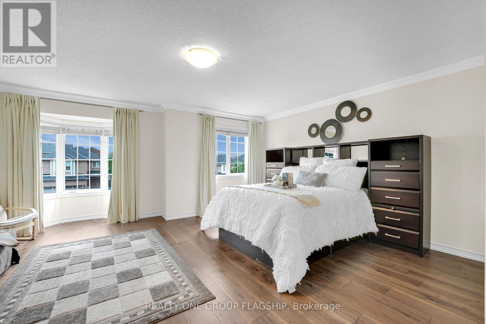 1128 Knotty Pine Grove, Mississauga, Ontario  L5W 1J6 - Photo 26 - W12358719