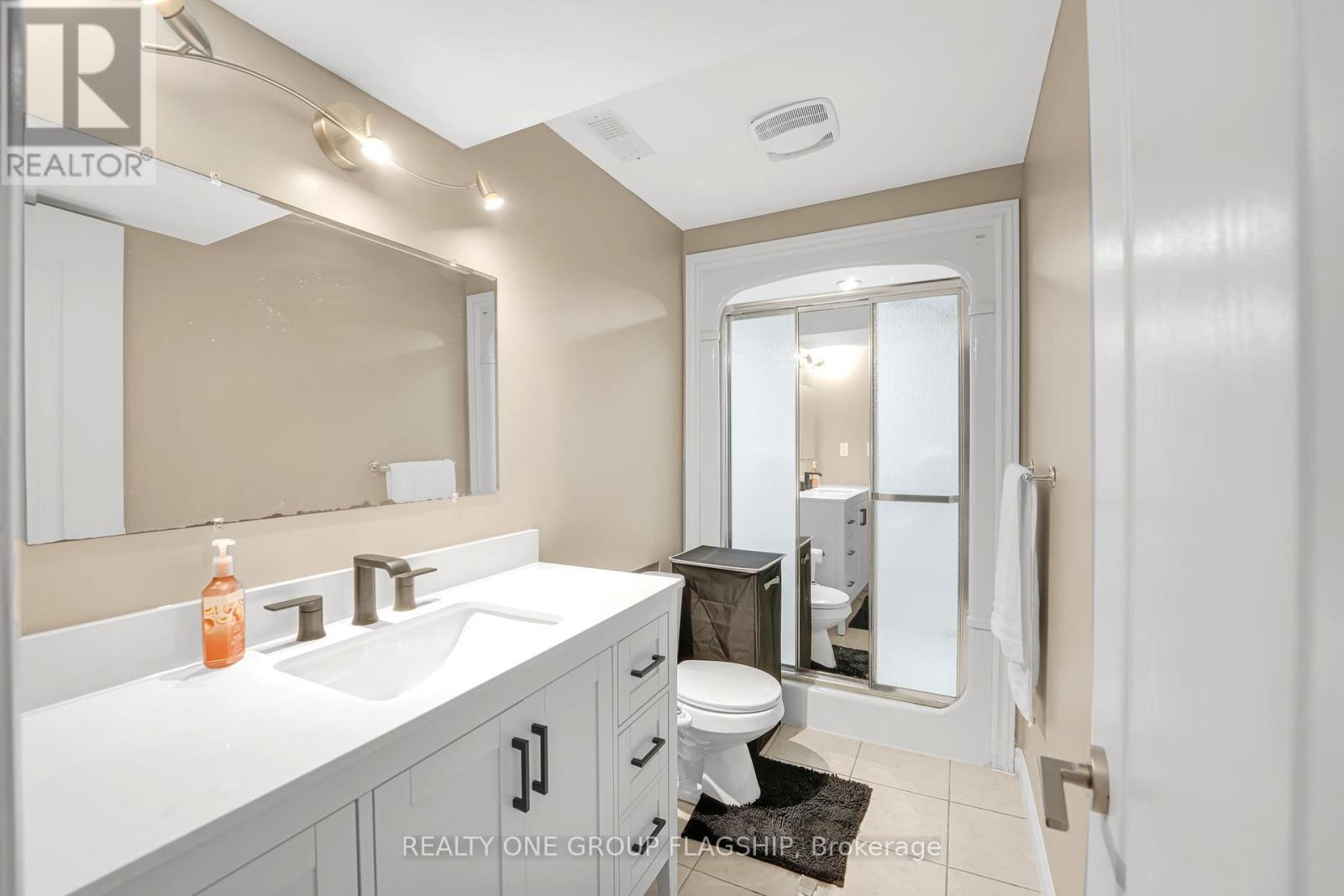 1128 Knotty Pine Grove, Mississauga, Ontario  L5W 1J6 - Photo 34 - W12358719