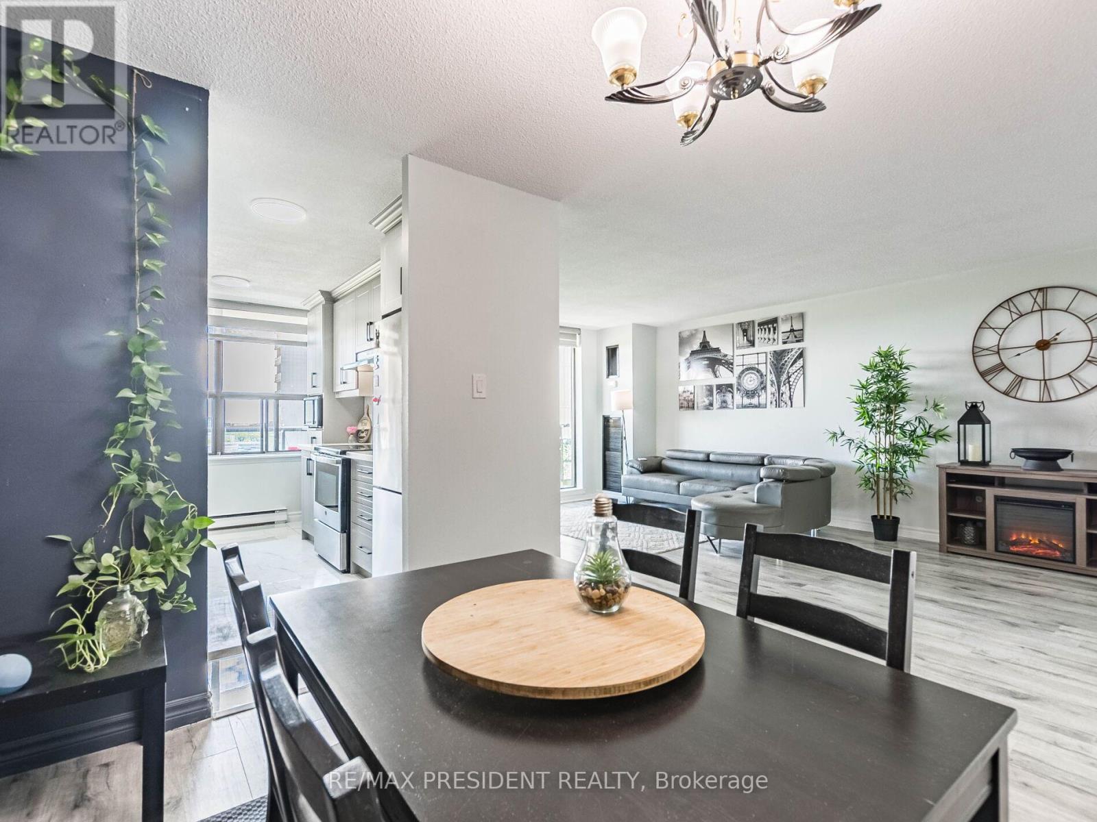 1209 - 21 Knightsbridge Road, Brampton, Ontario  L6T 3Y1 - Photo 15 - W12358797