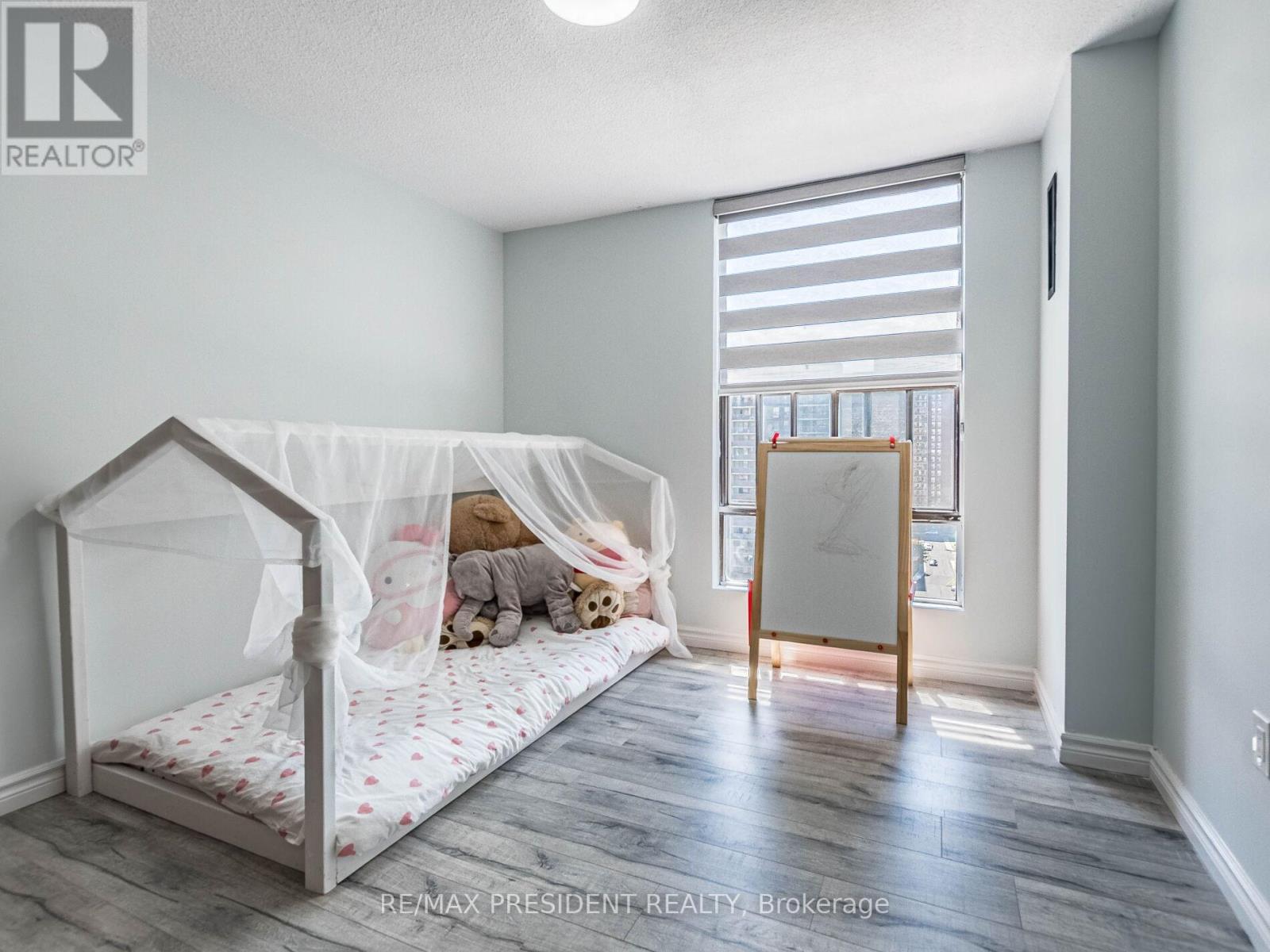 1209 - 21 Knightsbridge Road, Brampton, Ontario  L6T 3Y1 - Photo 24 - W12358797