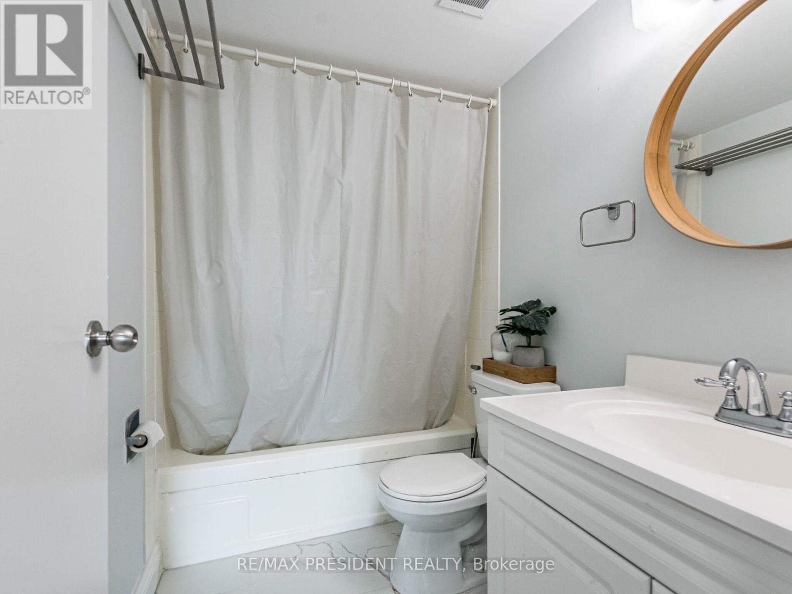 1209 - 21 Knightsbridge Road, Brampton, Ontario  L6T 3Y1 - Photo 25 - W12358797