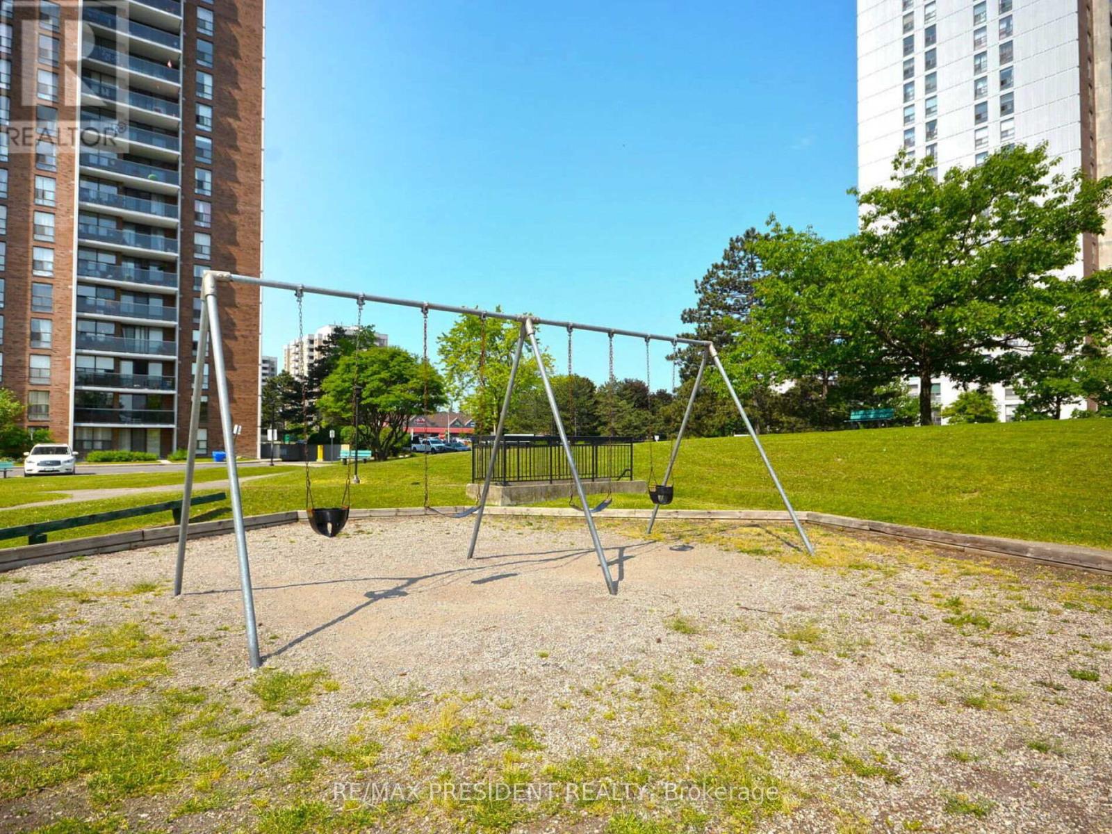 1209 - 21 Knightsbridge Road, Brampton, Ontario  L6T 3Y1 - Photo 34 - W12358797
