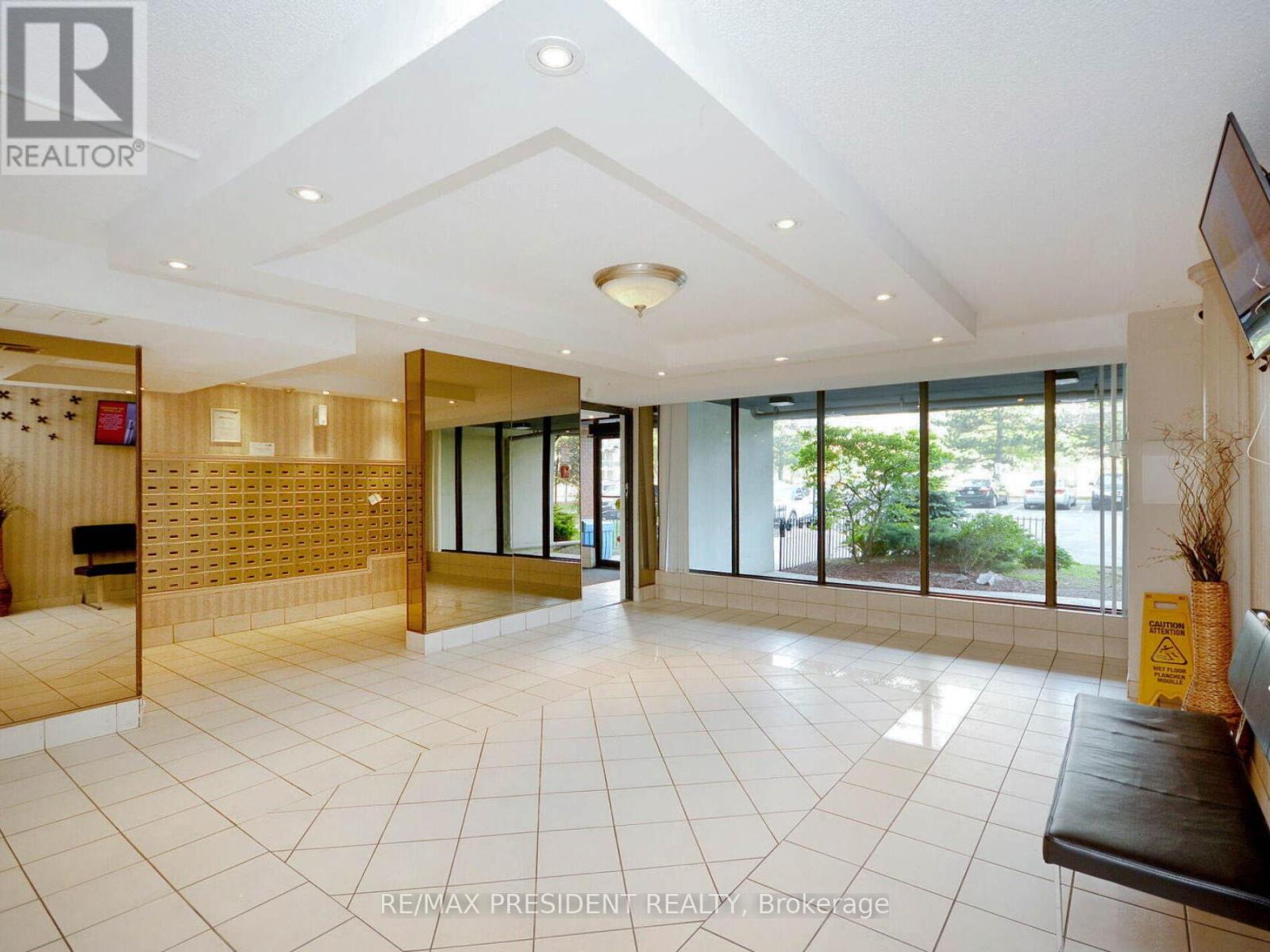 1209 - 21 Knightsbridge Road, Brampton, Ontario  L6T 3Y1 - Photo 4 - W12358797
