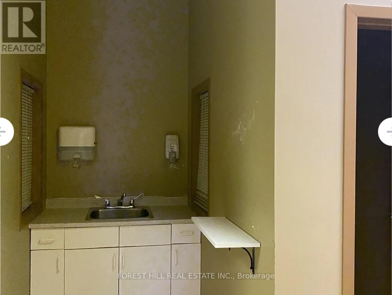 257 Front Street, Belleville, Ontario  K8N 2Z6 - Photo 4 - X12358844