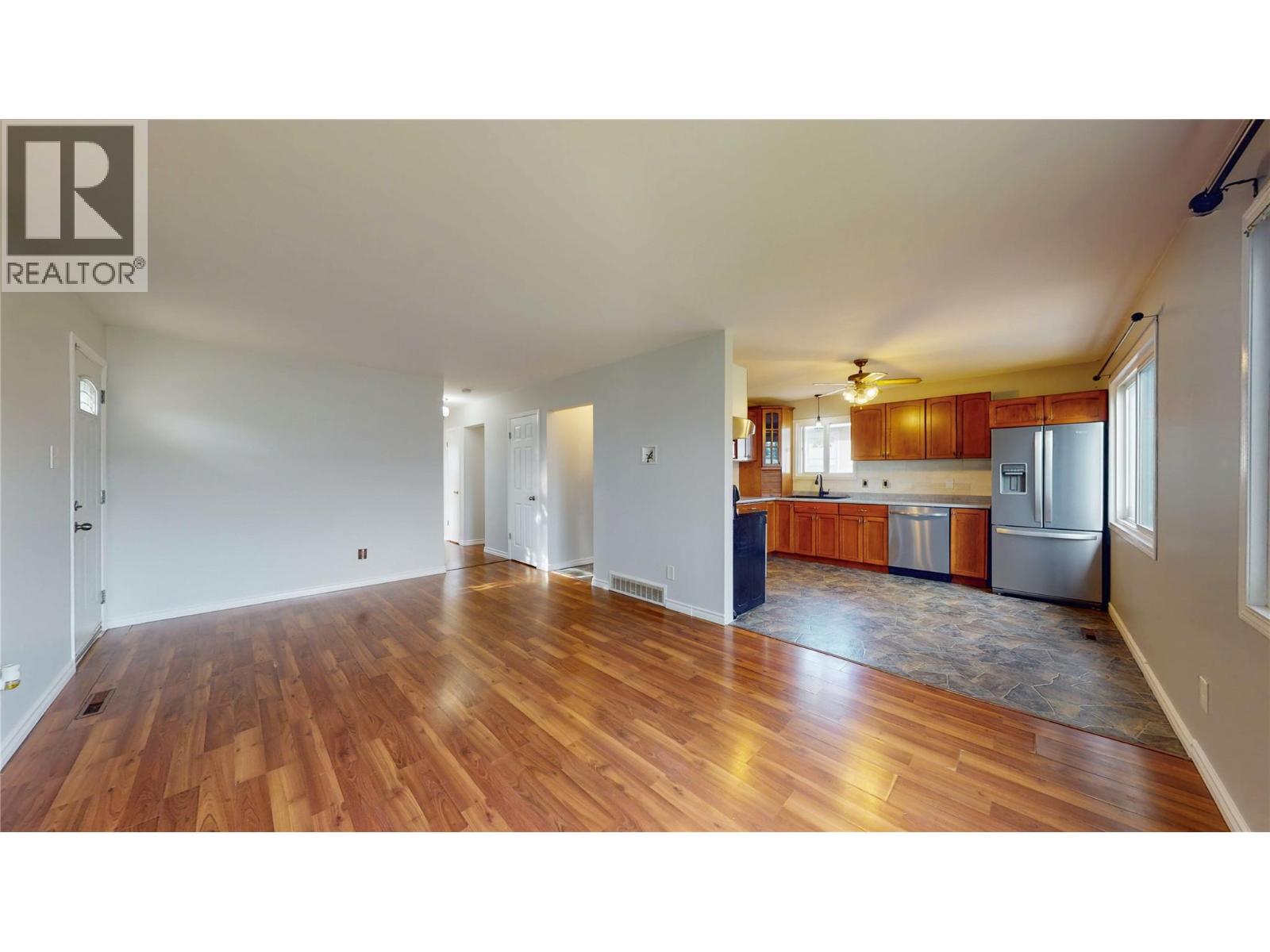 1905 2nd  S Street, Cranbrook, British Columbia  V1C 1C6 - Photo 6 - 10360239