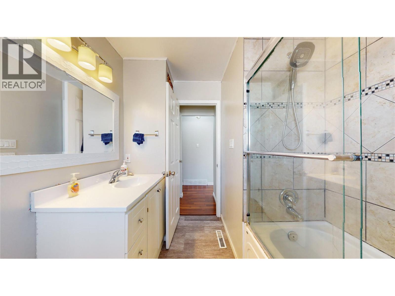 1905 2nd  S Street, Cranbrook, British Columbia  V1C 1C6 - Photo 9 - 10360239