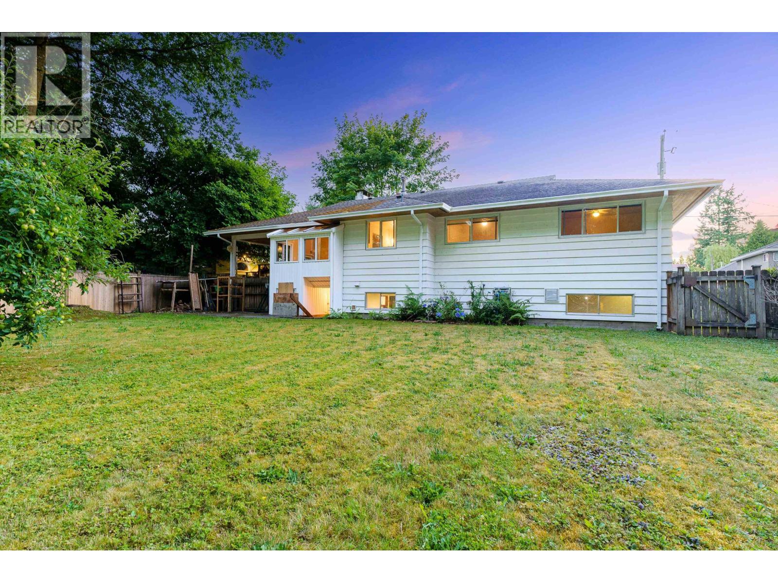 Property at 11542 WOOD STREET image 2