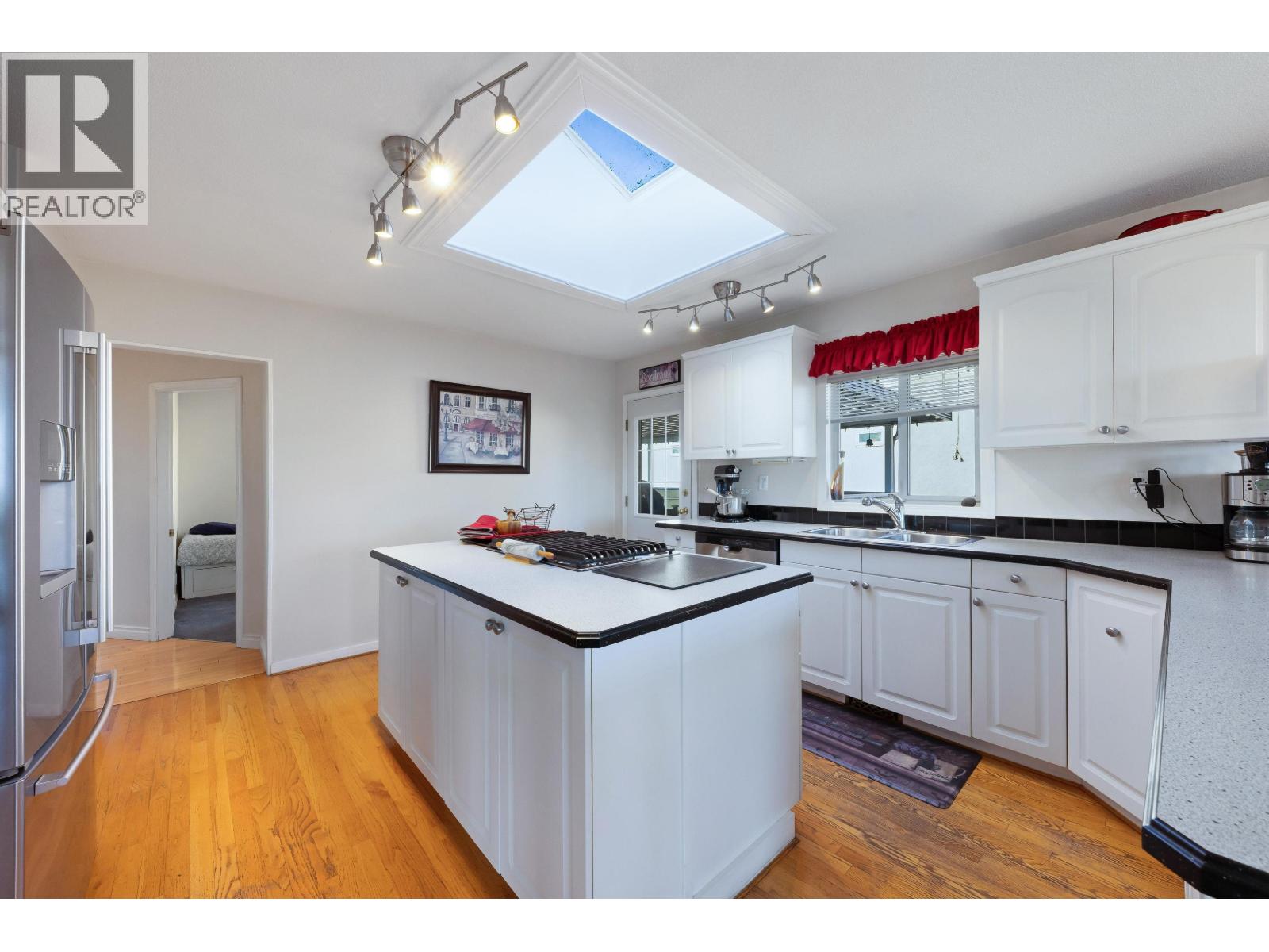 957 Stewart Avenue, Coquitlam, British Columbia  V3K 2N5 - Photo 12 - R3039618