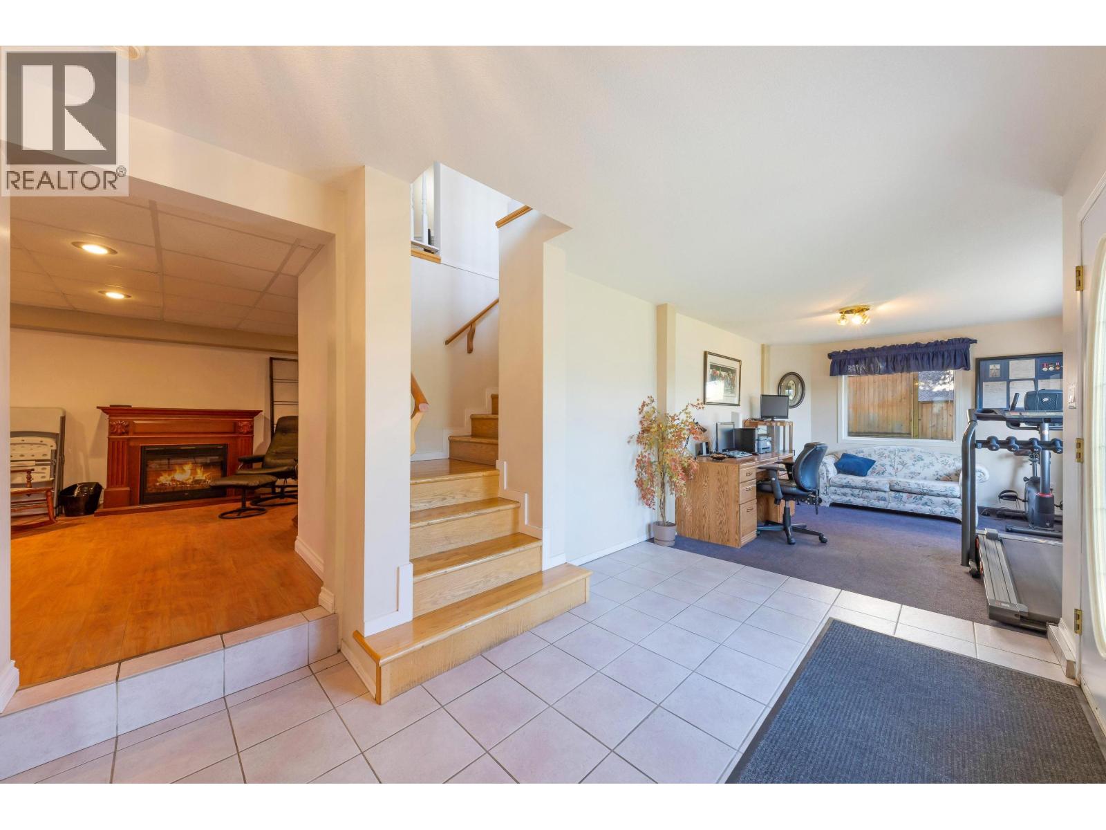 957 Stewart Avenue, Coquitlam, British Columbia  V3K 2N5 - Photo 8 - R3039618