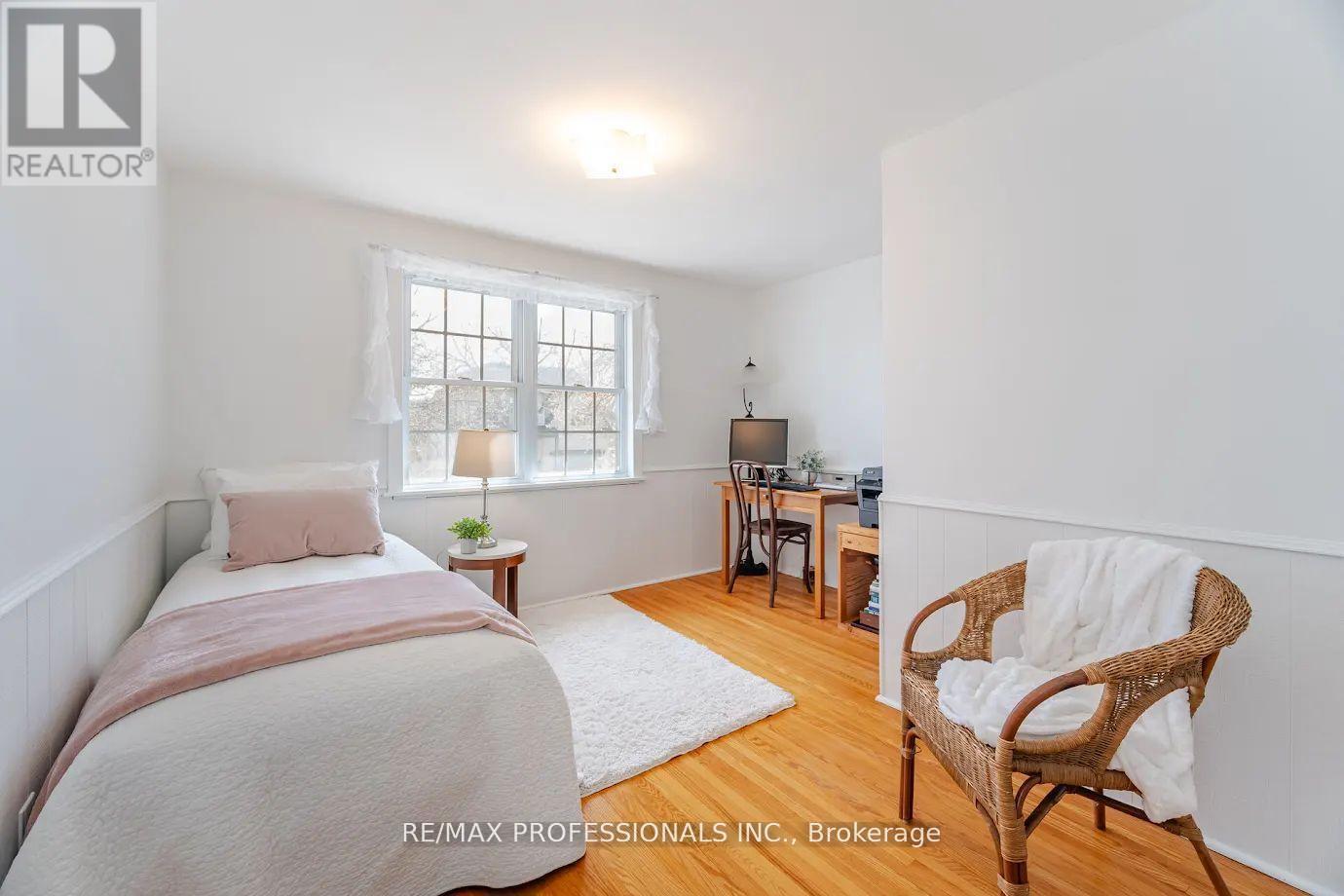 77 Bedford Park Avenue, Richmond Hill, Ontario  L4C 2N9 - Photo 19 - N12289422