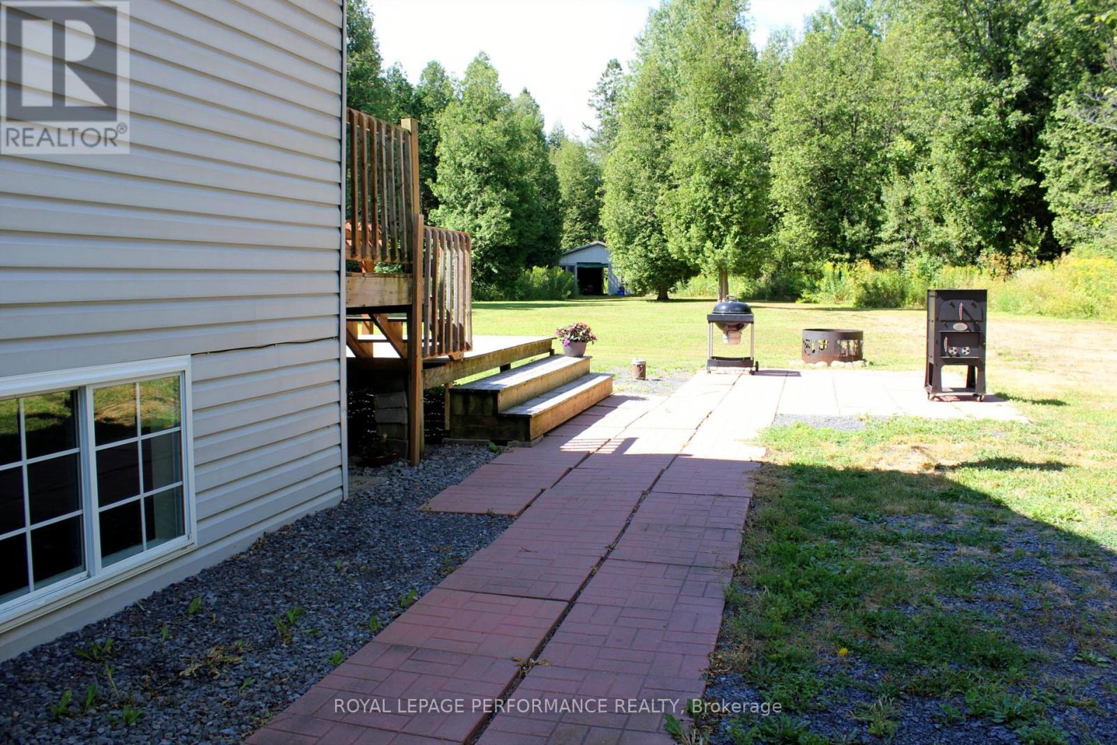 4692 O'keefe Road, South Stormont, Ontario  K0C 2A0 - Photo 12 - X12358897