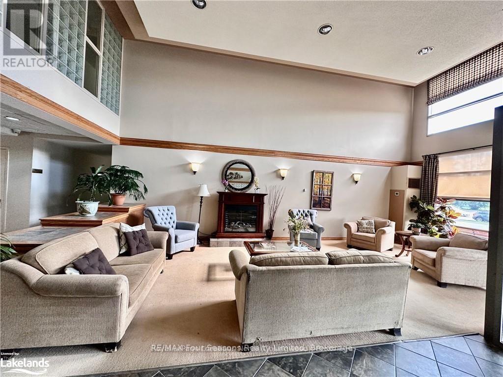 316 - 172 Eighth Street, Collingwood, Ontario  L9Y 4T2 - Photo 1 - S12227651