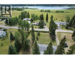 6089 Lakeshore Drive, 100 Mile House, Ca