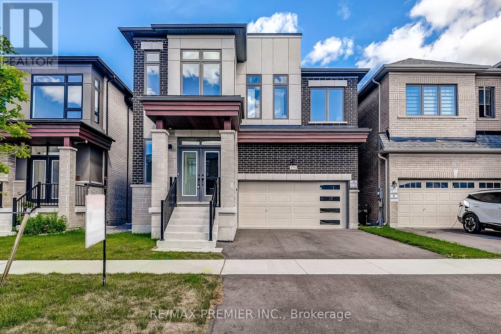 Property at 374 BOUNDARY BOULEVARD image 2