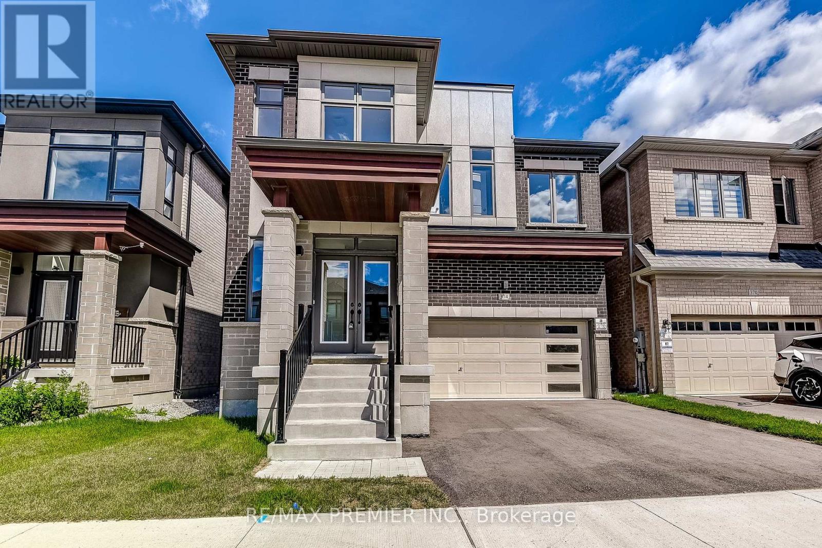 Property at 374 BOUNDARY BOULEVARD image 4