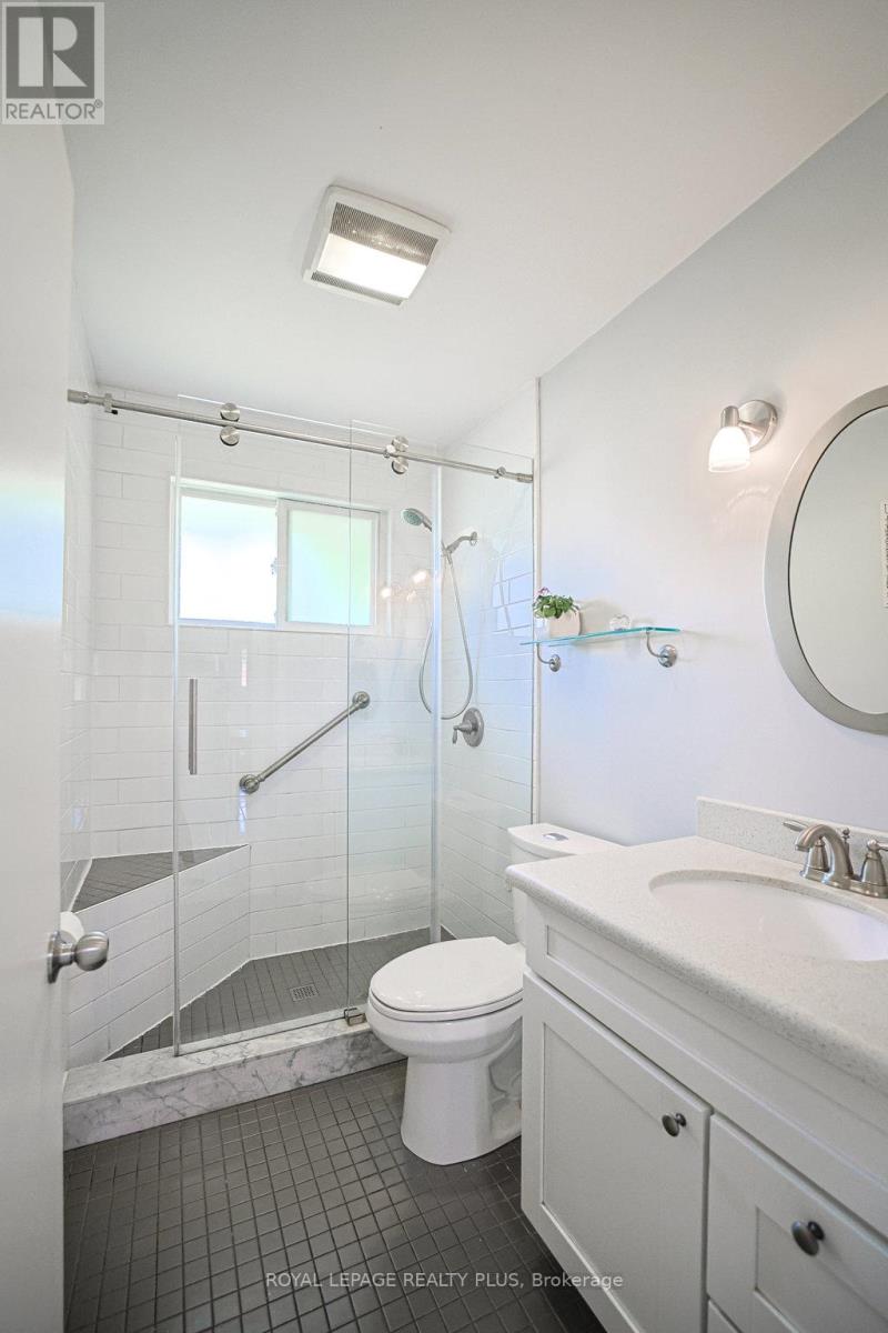 316 Upper Paradise Road, Hamilton, Ontario  L9C 5C4 - Photo 18 - X12344383