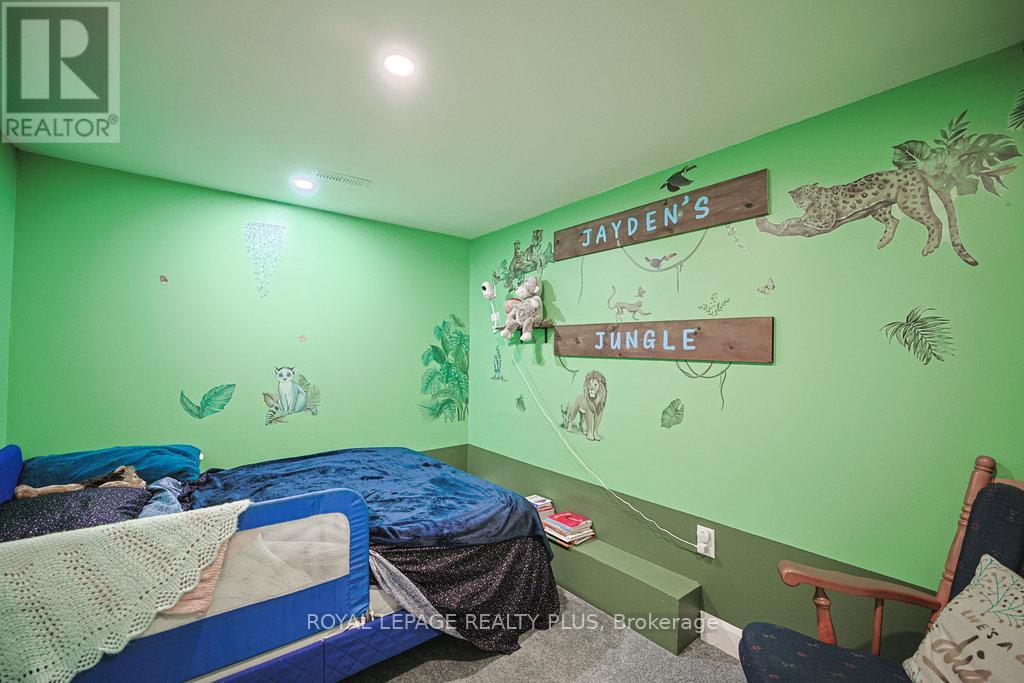 316 Upper Paradise Road, Hamilton, Ontario  L9C 5C4 - Photo 31 - X12344383