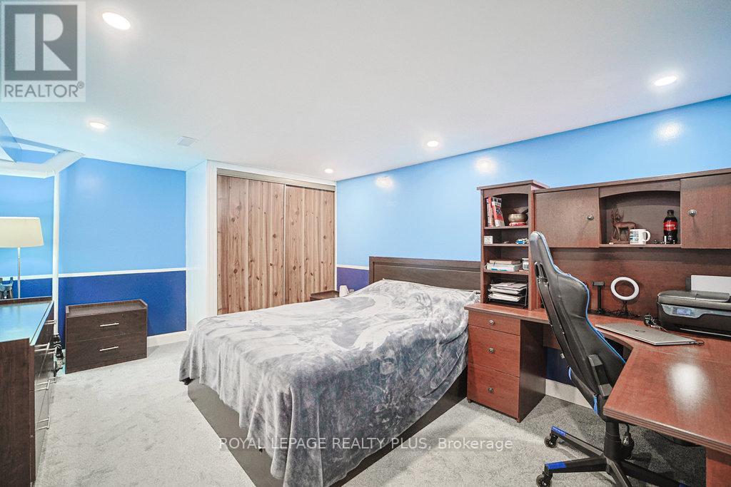 316 Upper Paradise Road, Hamilton, Ontario  L9C 5C4 - Photo 28 - X12344383