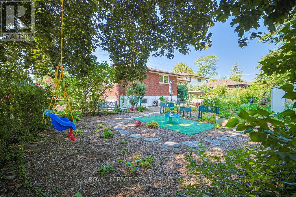 316 Upper Paradise Road, Hamilton, Ontario  L9C 5C4 - Photo 46 - X12344383