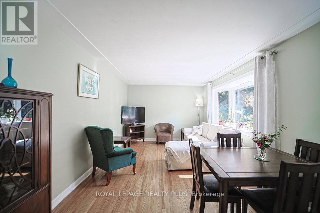 316 Upper Paradise Road, Hamilton, Ontario  L9C 5C4 - Photo 6 - X12344383