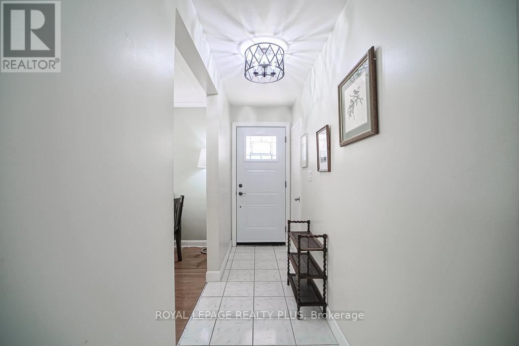 316 Upper Paradise Road, Hamilton, Ontario  L9C 5C4 - Photo 7 - X12344383