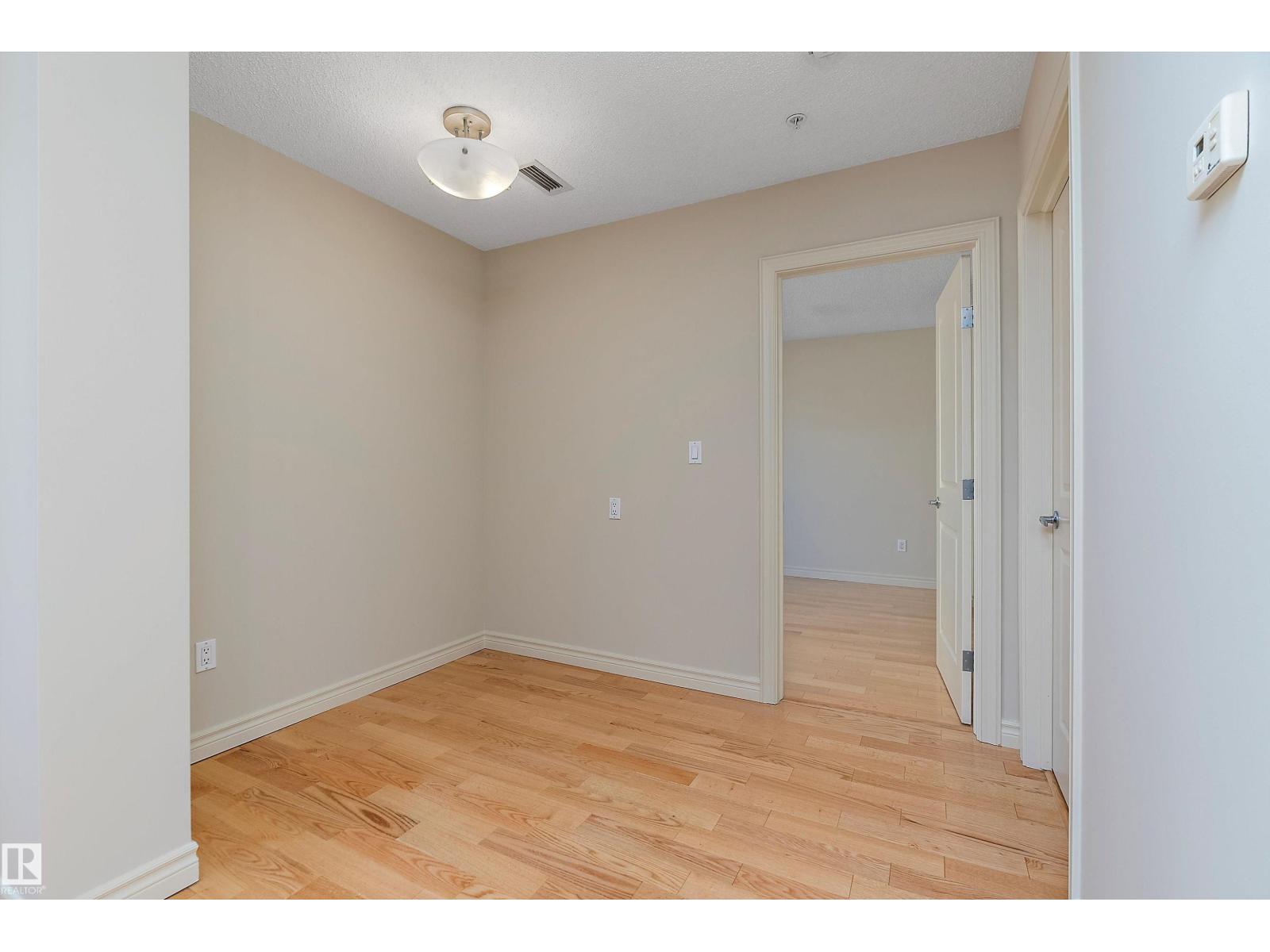 #1301 9819 104 St Nw, Edmonton, Alberta  T5K 0Y8 - Photo 11 - E4454222