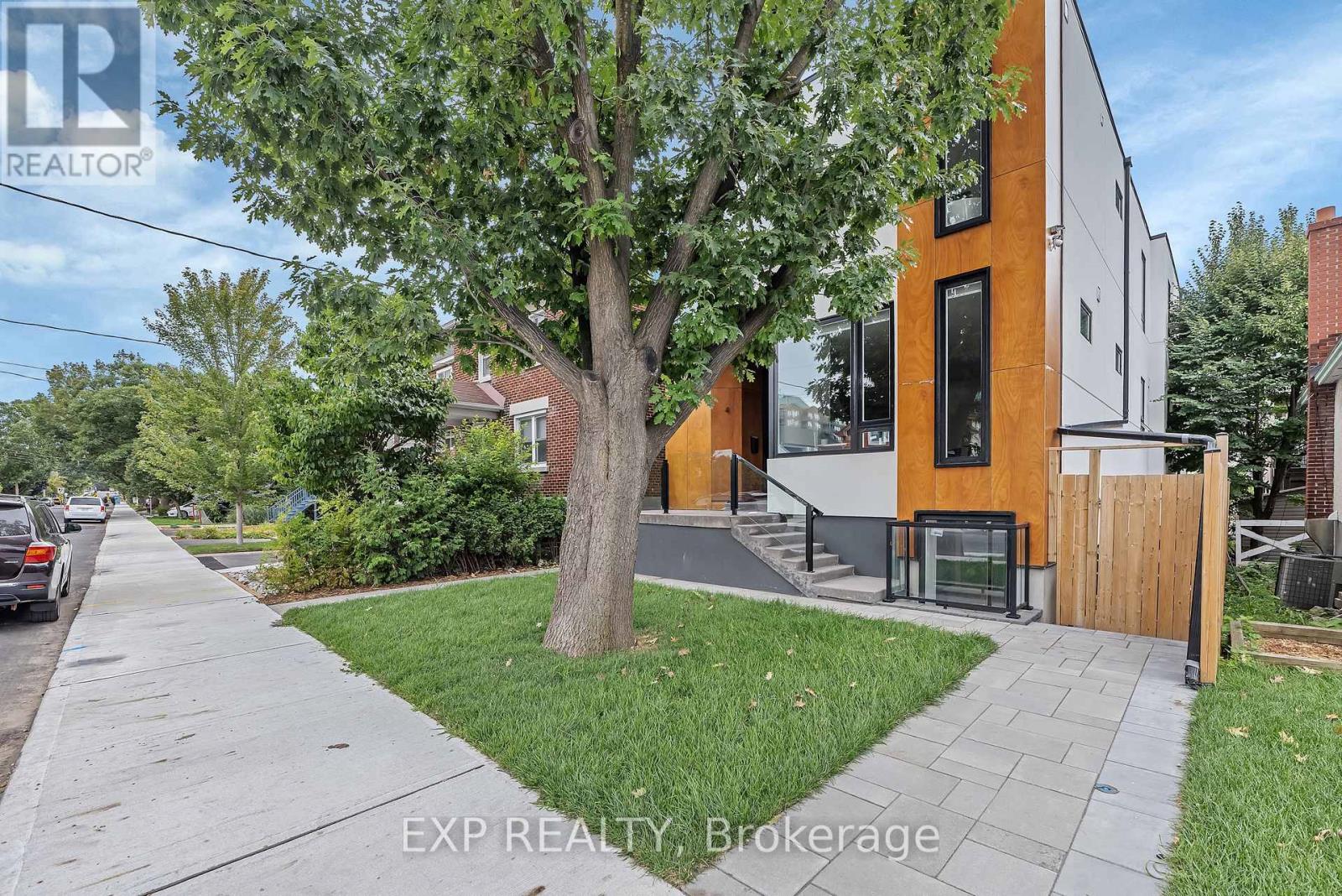 4a Huron Avenue N, Ottawa, Ontario  K1Y 0V9 - Photo 4 - X12359073