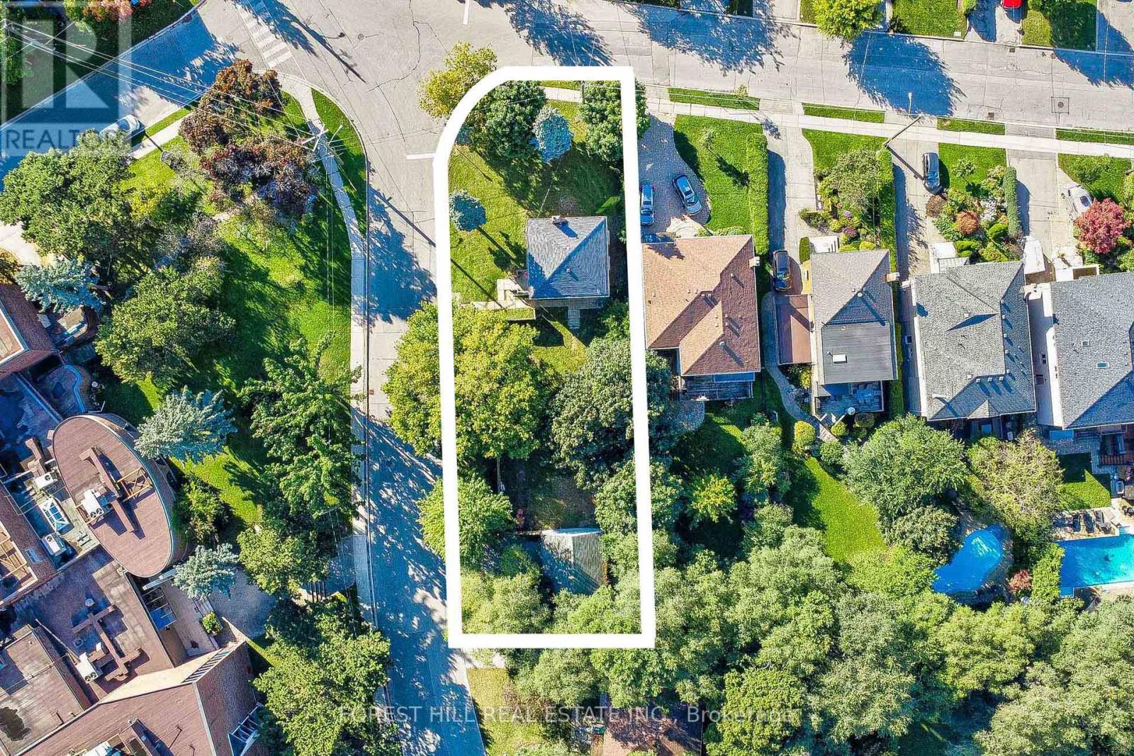 27 Westgate Boulevard, Toronto, Ontario  M3H 1N8 - Photo 8 - C12358916