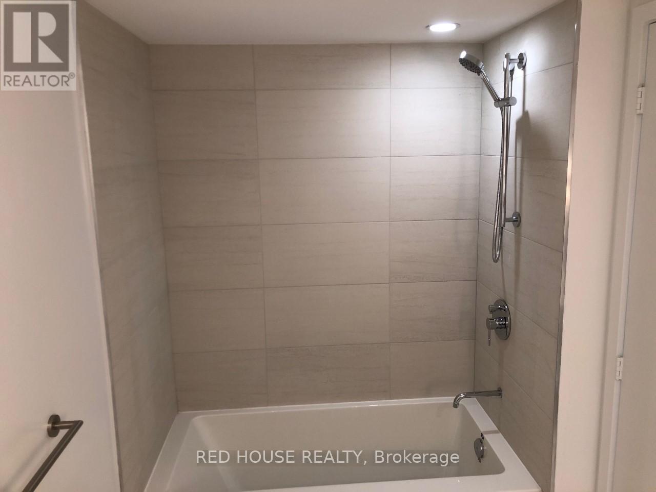 1111 - 161 Roehampton Avenue, Toronto, Ontario  M4P 0C8 - Photo 5 - C12358920