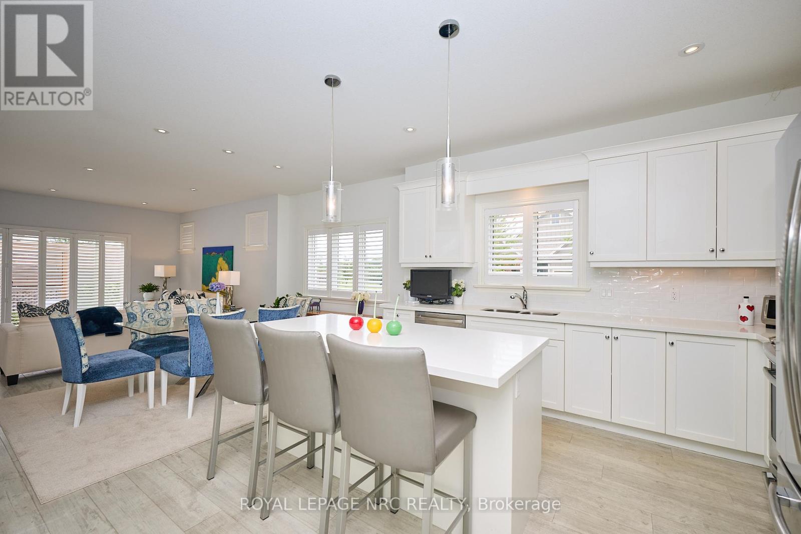 Property at 15 COPPER BEECH BOULEVARD image 5