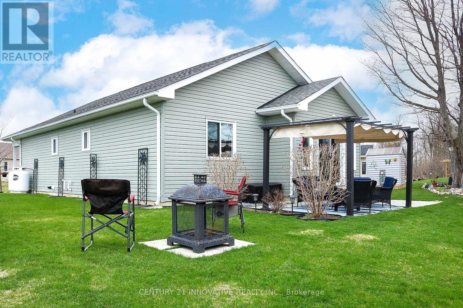 15 Aisworth Drive, Ramara (Atherley), Ontario  L3V 8J9 - Photo 31 - S12358873