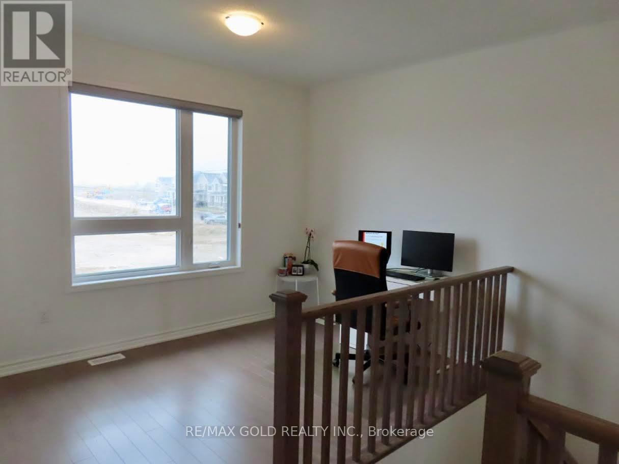 50 Yorkshire Drive, Barrie, Ontario  L9J 0B7 - Photo 16 - S12358902