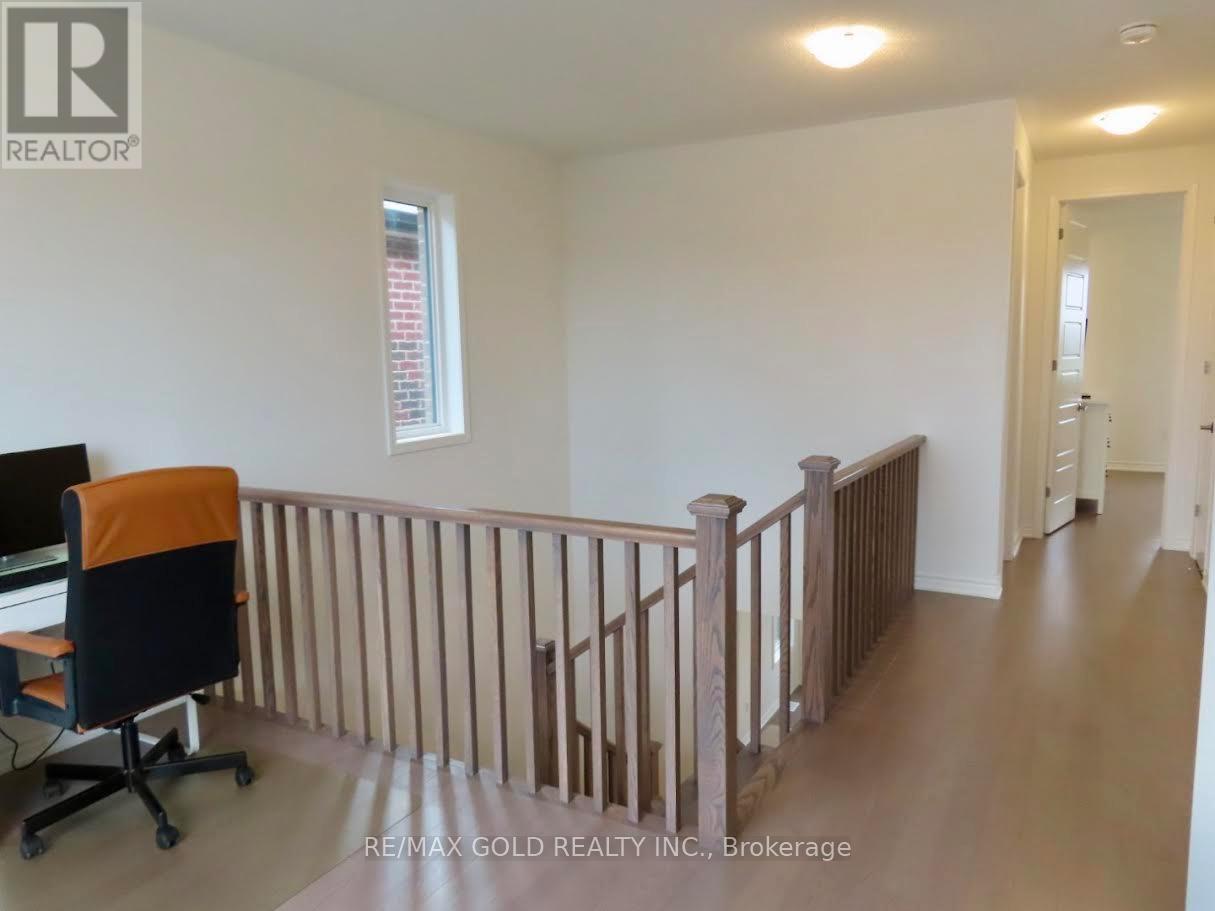 50 Yorkshire Drive, Barrie, Ontario  L9J 0B7 - Photo 17 - S12358902
