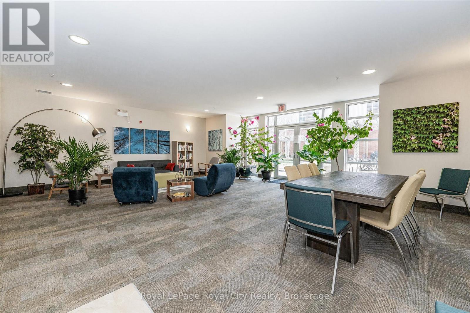 118 - 165 Duke Street E, Kitchener, Ontario  N2H 6T8 - Photo 27 - X12358933