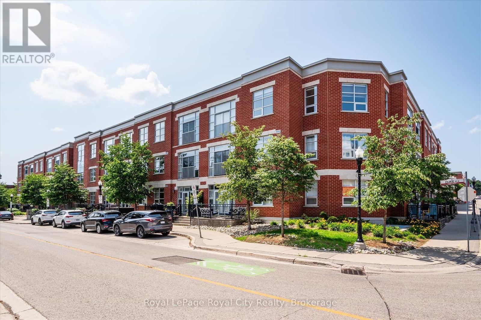 118 - 165 Duke Street E, Kitchener, Ontario  N2H 6T8 - Photo 3 - X12358933