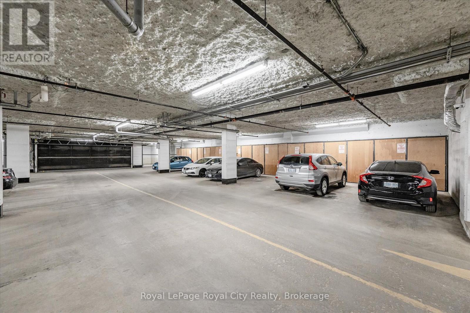 118 - 165 Duke Street E, Kitchener, Ontario  N2H 6T8 - Photo 32 - X12358933