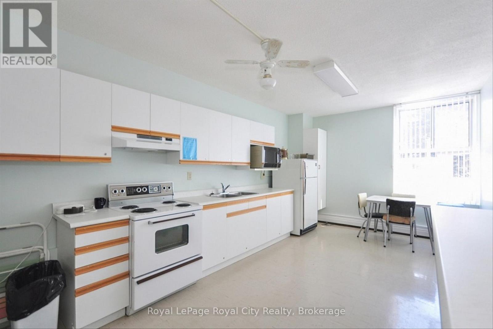 713 - 19 Woodlawn Road E, Guelph, Ontario  N1H 7B1 - Photo 43 - X12358994