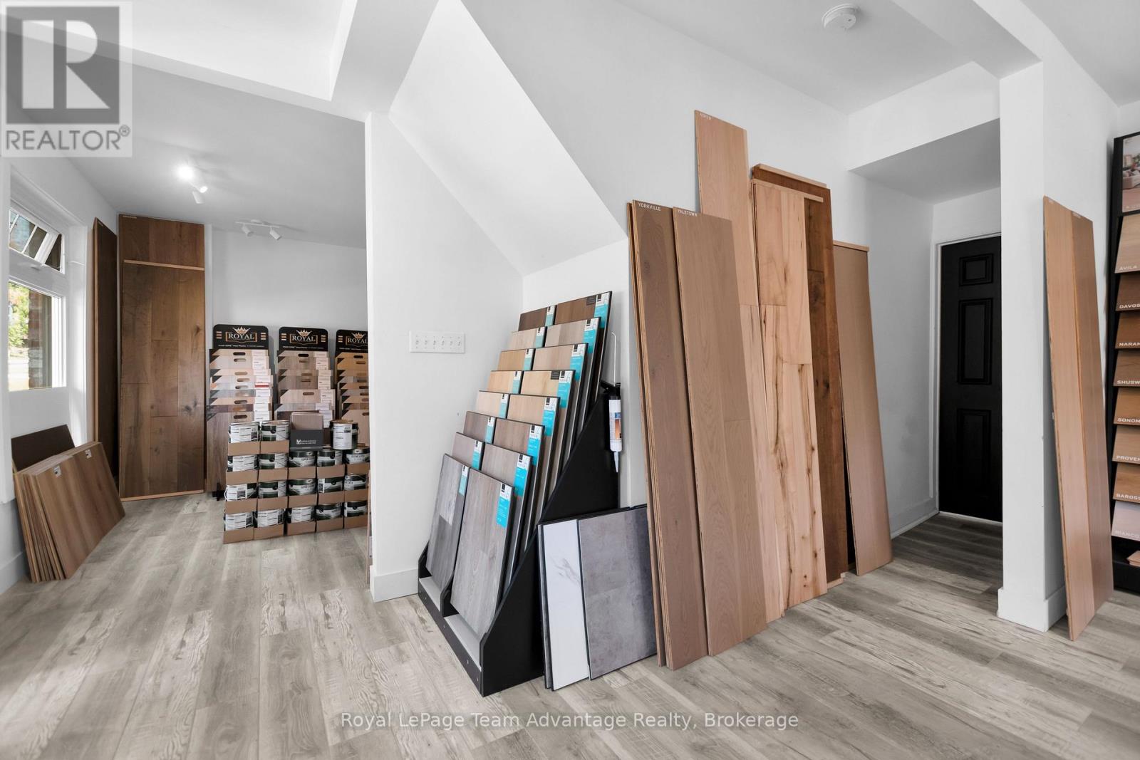 13 Church Street, Parry Sound, Ontario  P2A 1Y2 - Photo 25 - X12359001