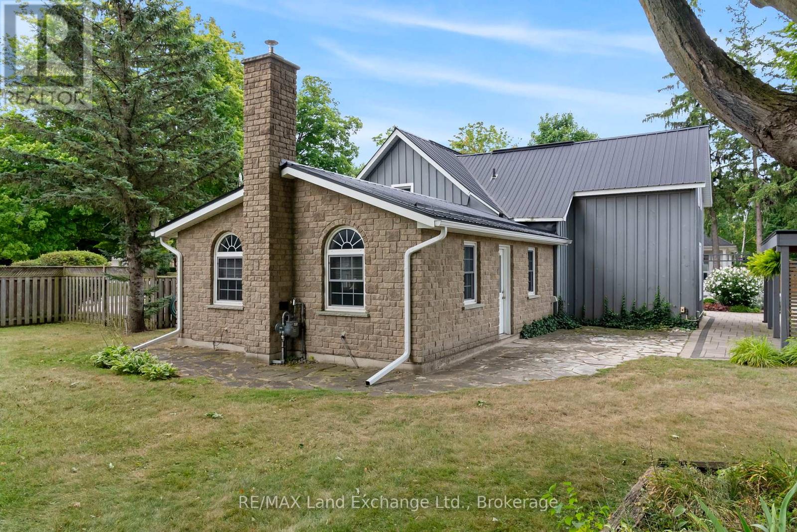 439 Green Street, Saugeen Shores, Ontario  N0H 2C0 - Photo 24 - X12359017