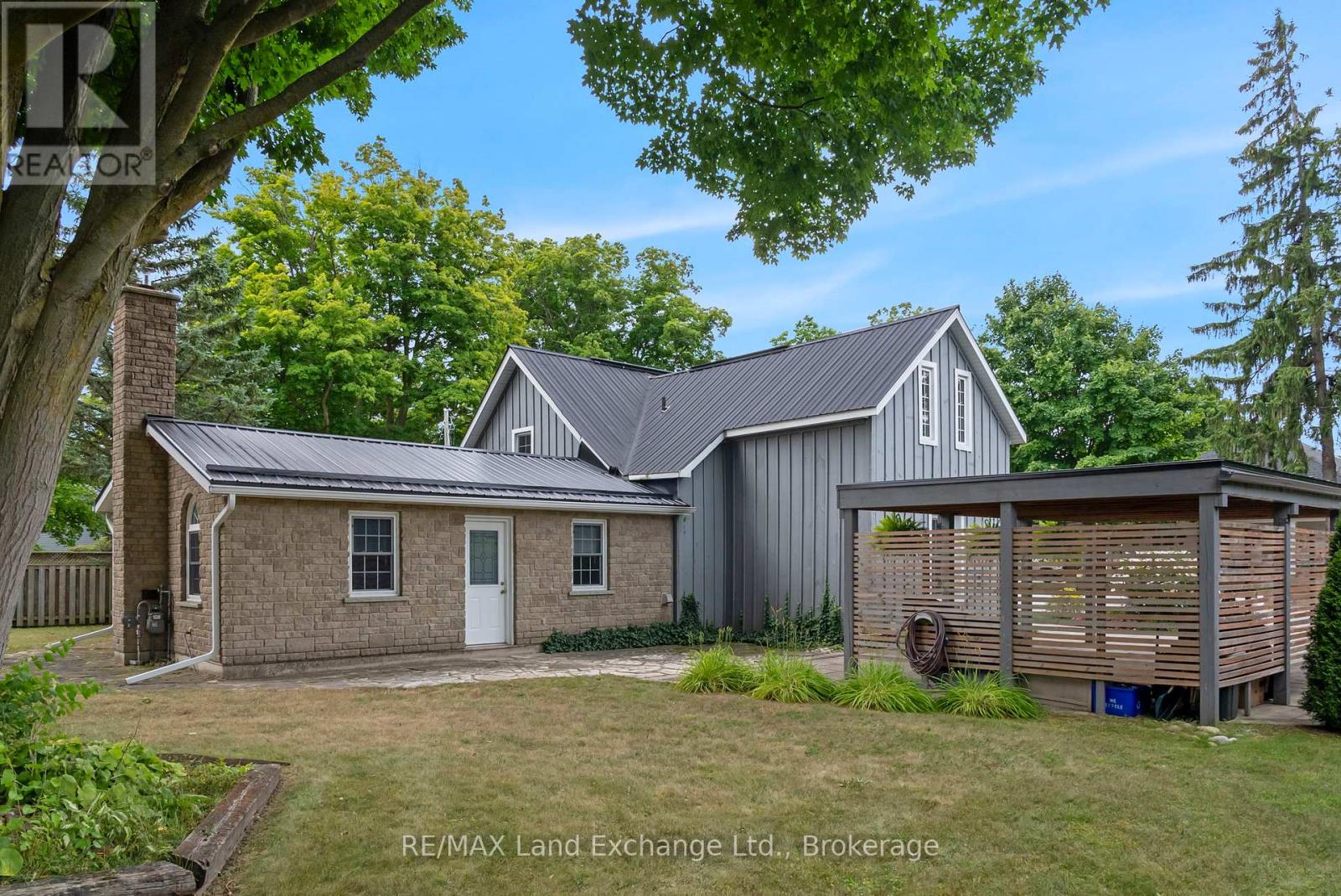 439 Green Street, Saugeen Shores, Ontario  N0H 2C0 - Photo 25 - X12359017