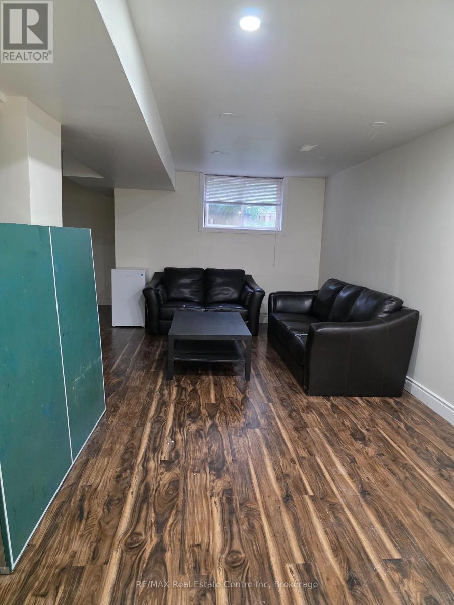 15 Bard Boulevard, Guelph, Ontario  N1L 1S9 - Photo 15 - X12359023