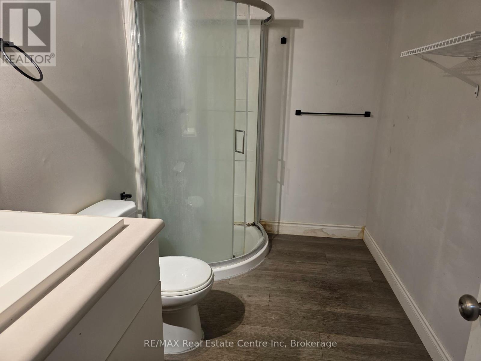 15 Bard Boulevard, Guelph, Ontario  N1L 1S9 - Photo 18 - X12359023