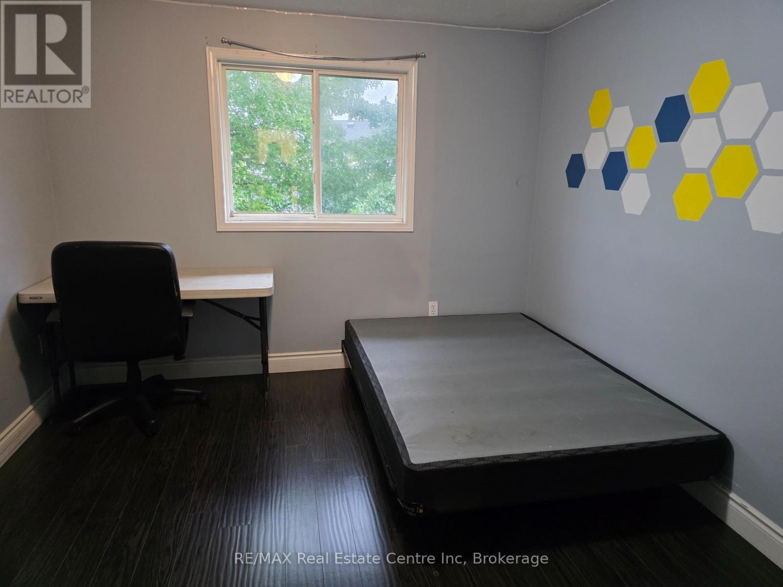 15 Bard Boulevard, Guelph, Ontario  N1L 1S9 - Photo 22 - X12359023