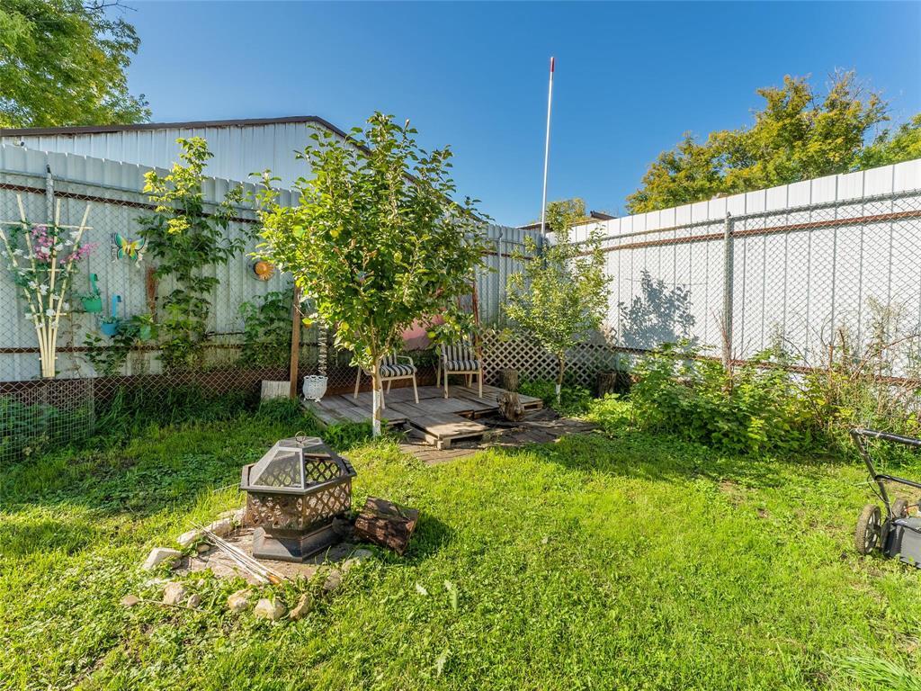 211 Queen Avenue, Selkirk, Manitoba  R1A 1E7 - Photo 30 - 202521116
