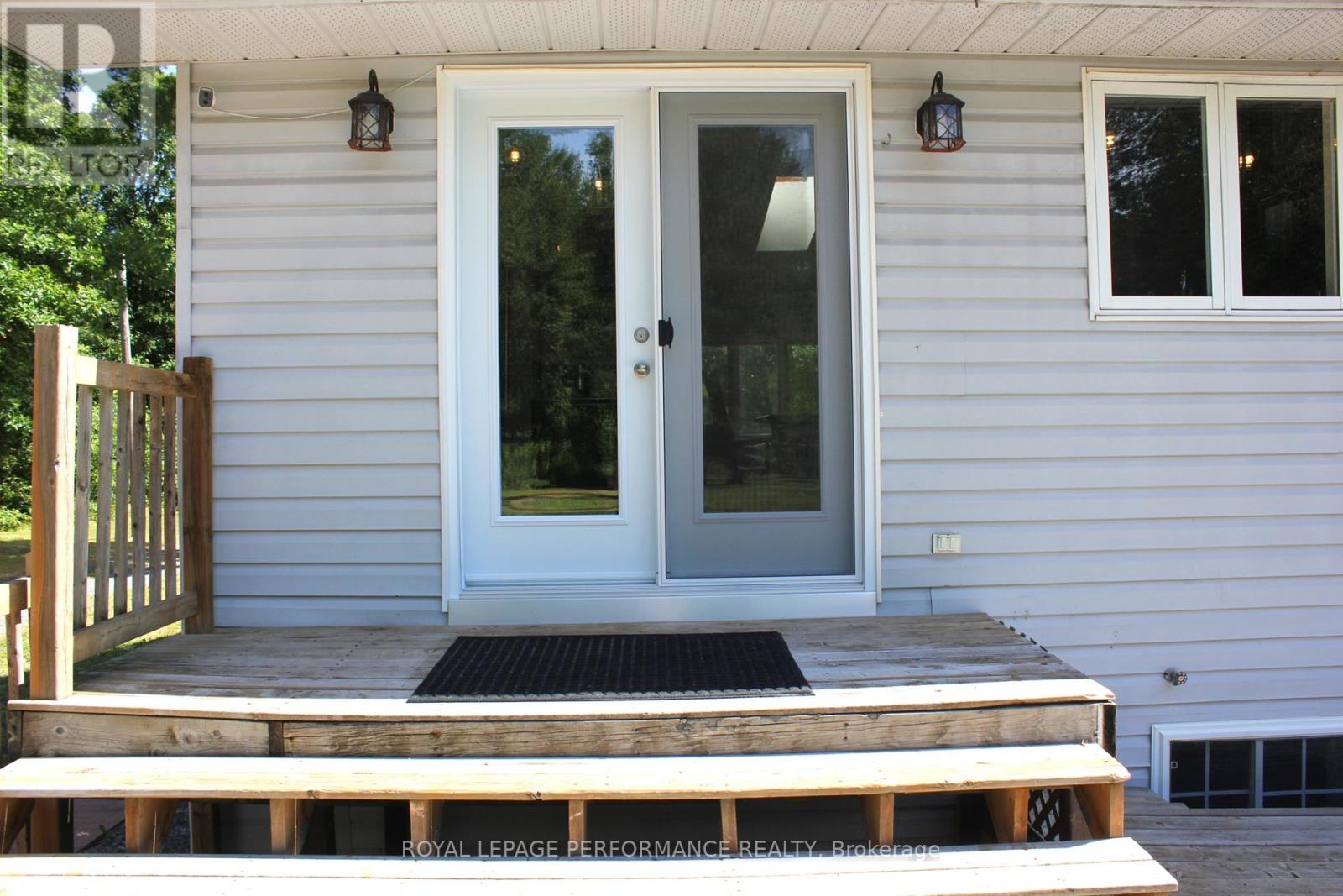 4692 O'keefe Road, South Stormont, Ontario  K0C 2A0 - Photo 16 - X12358897